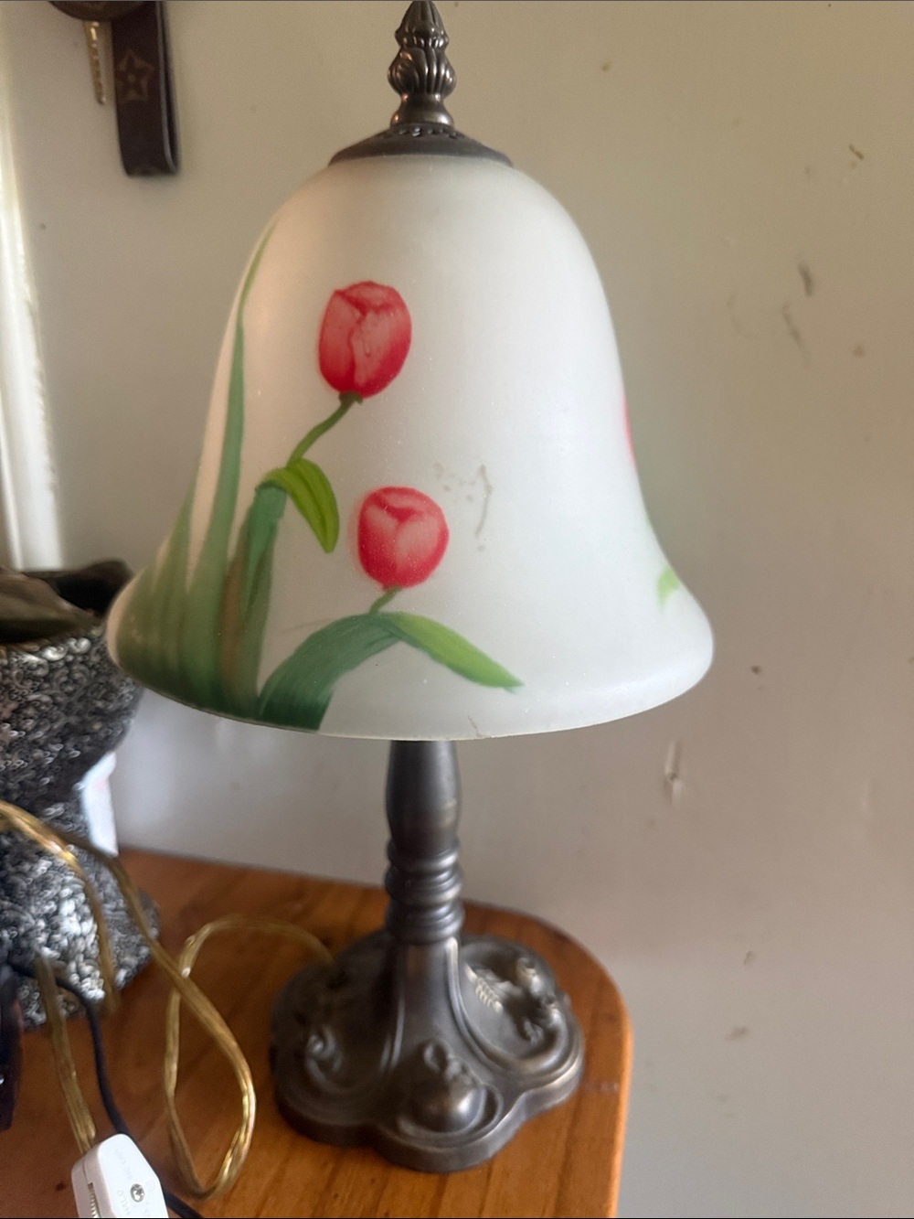 🥀🌷Dale Tiffany style Rose Bell Accent Lamp 🌷💐🪷🌷🌸